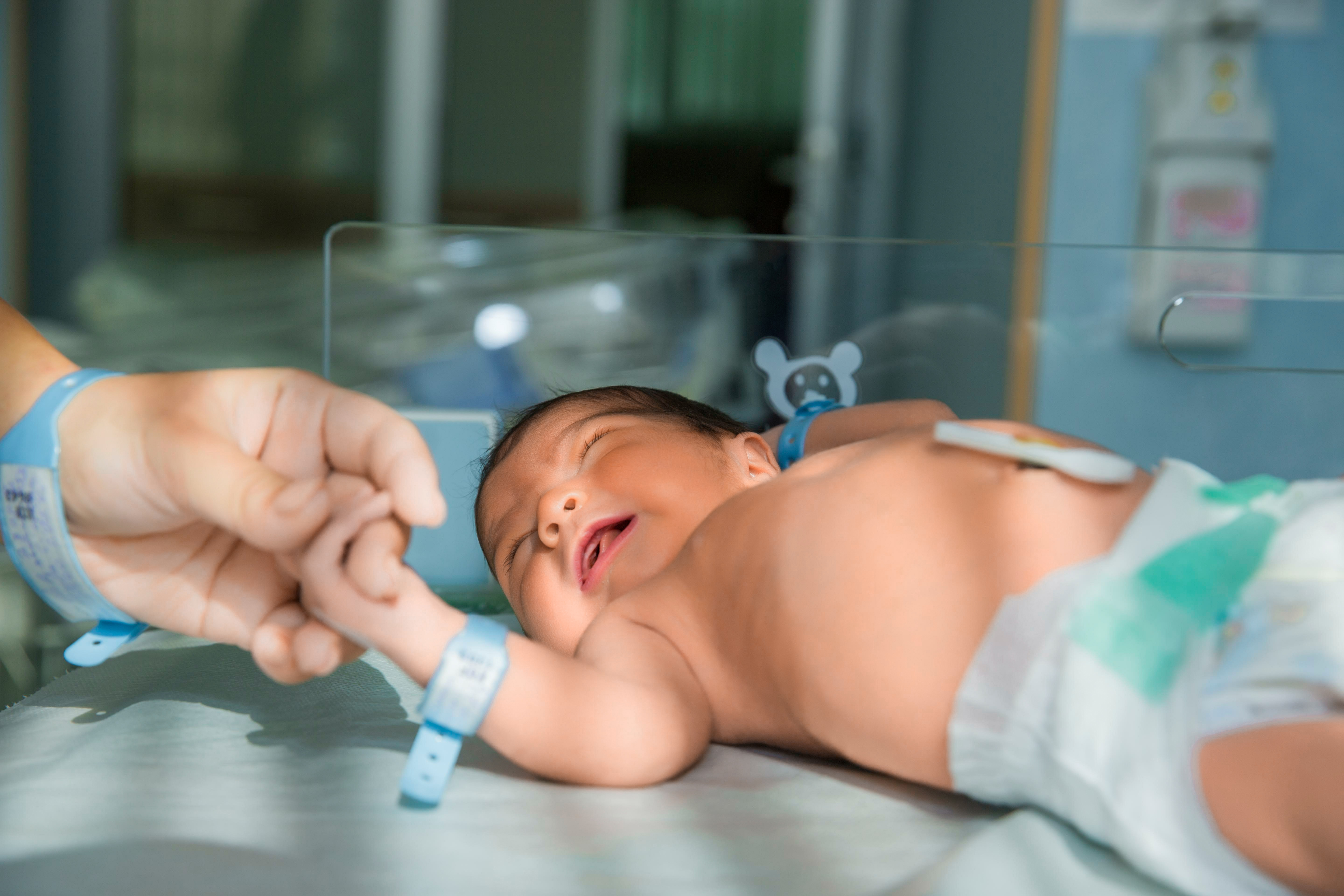 Probiotic Use Increased in US Neonatal Intensive Care Units Associated With a Decline in Necrotizing Enterocolitis but Not With Sepsis or Mortality Rates
